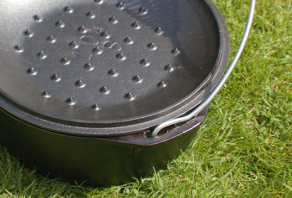 Cast iron stove pot underside of lid 