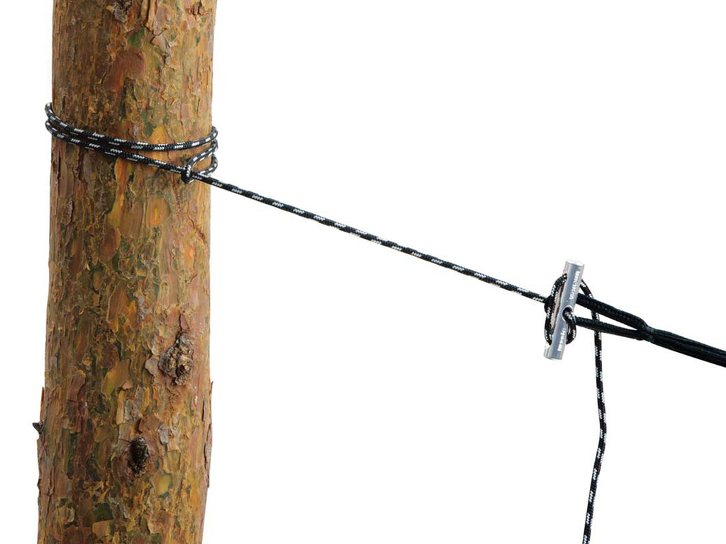 Hammock rope travel kit attached to a tree