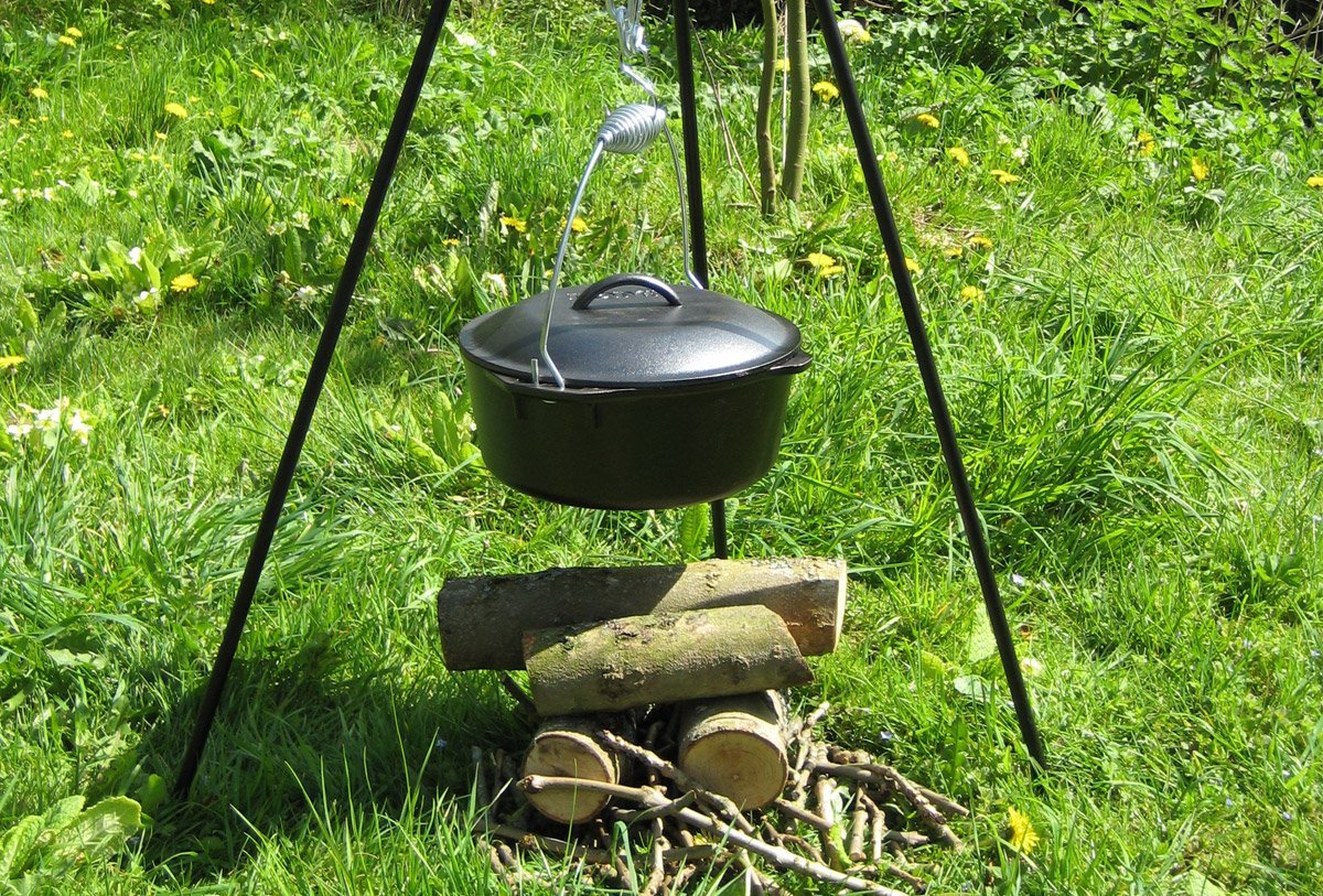 Premium Cast Iron Stove Pot • 5 Quart / 7 Quart • Bell Tent UK
