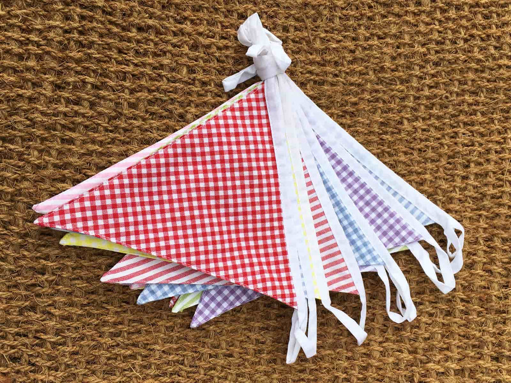 Traditional cotton bunting english country