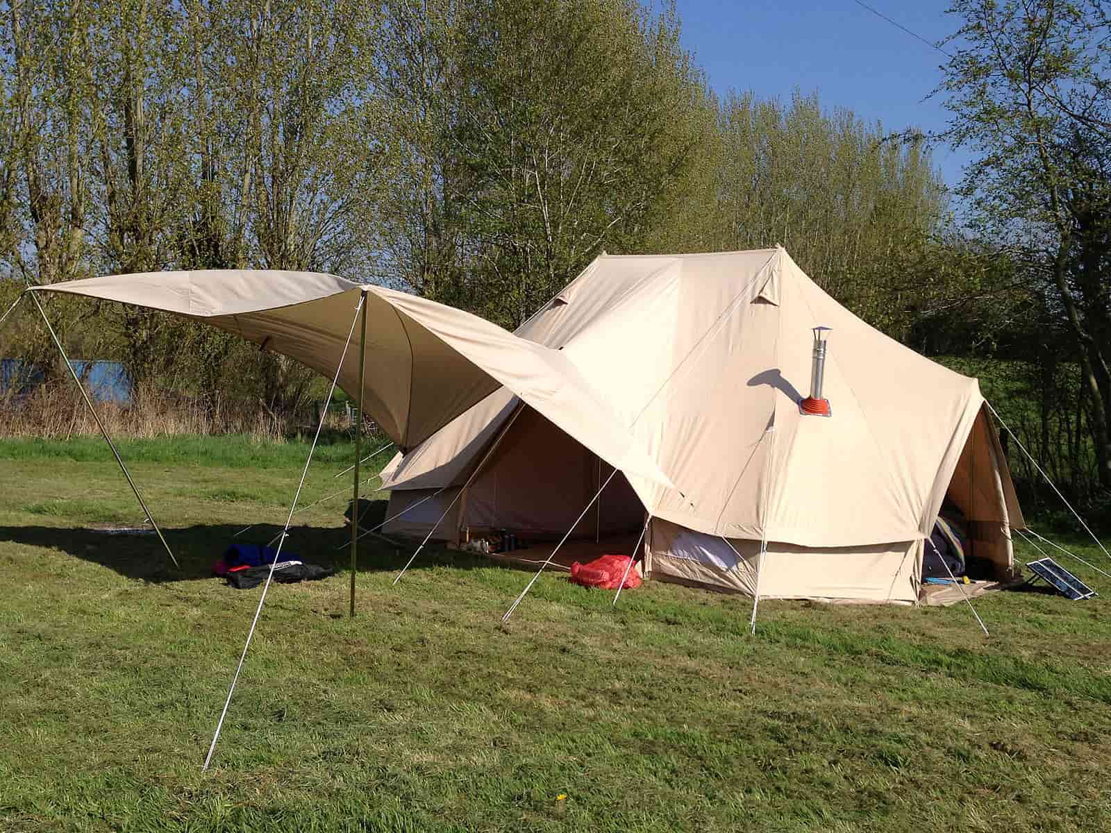 Emperor bell clearance tent