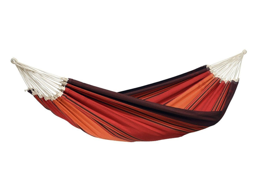 Extra large Brazilian hammock in Terracotta colour.