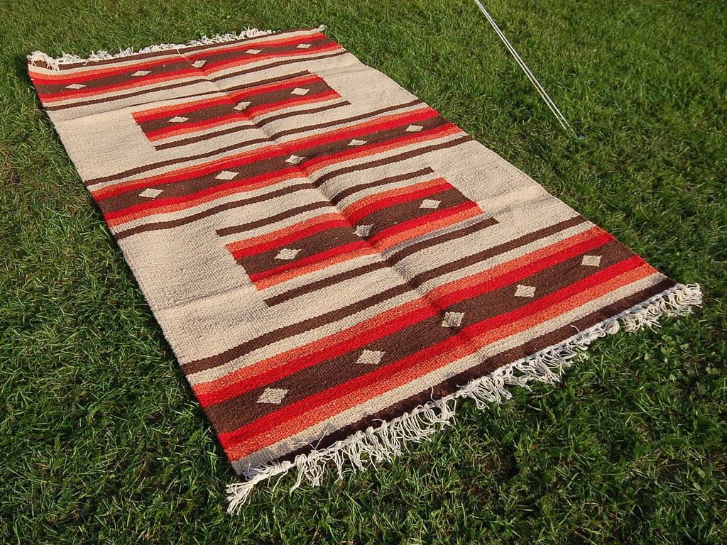 Moroccan pattern eco natural handloomed rug