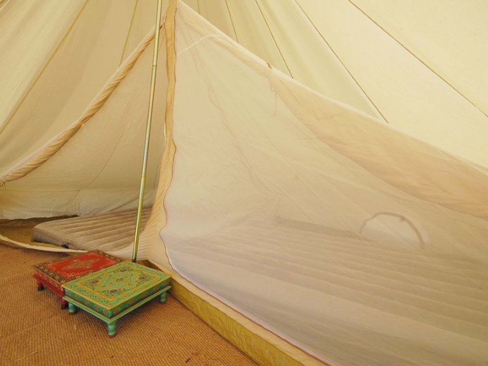 5m inner tent with bug protection mesh layer