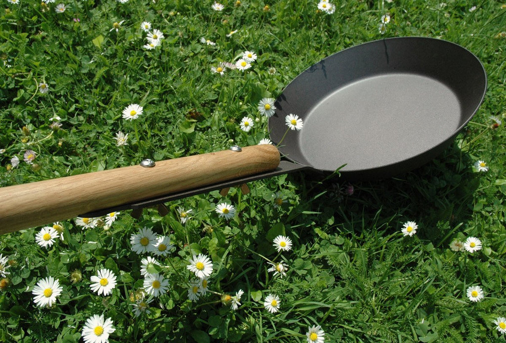 Handmade iron spun camp fire pan