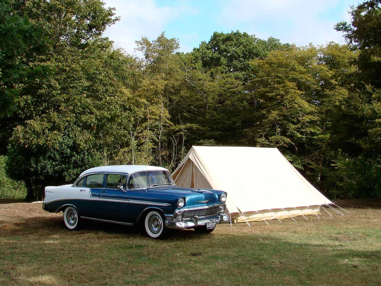 Deluxe classic scout patrol tent and classic car