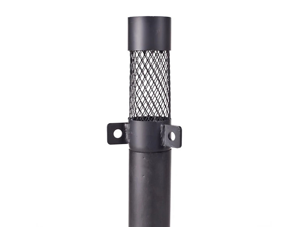Frontier stove flue pipe with spark arrestor