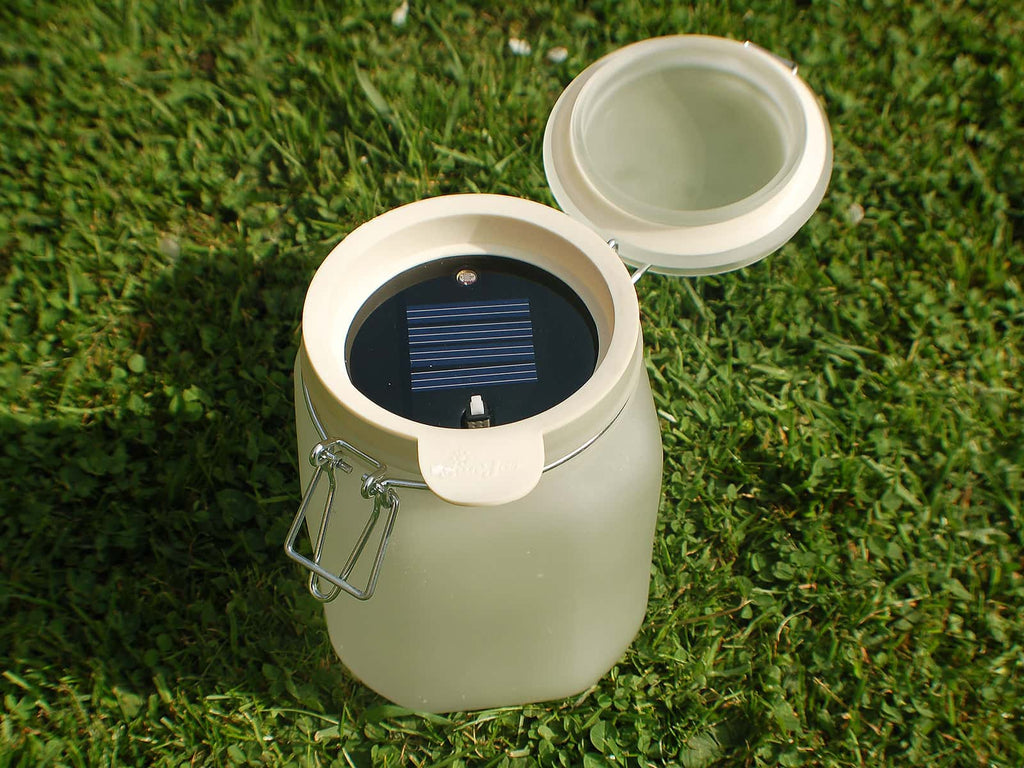Sunjar mason jar water tight lid and solar panel